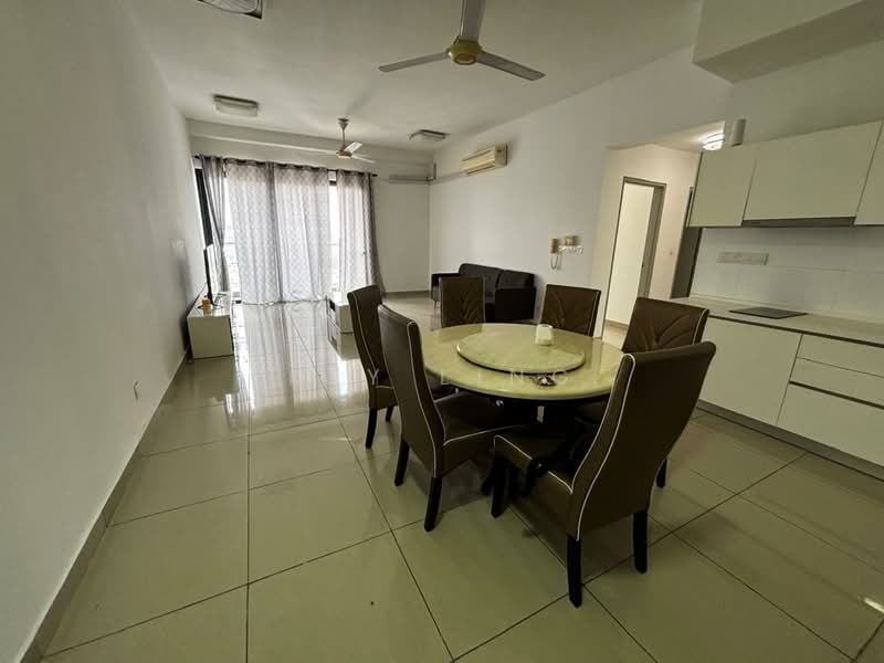 Furnished dining area